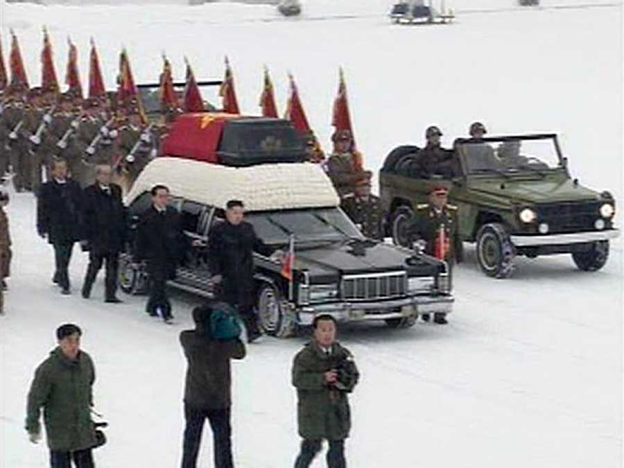 Фотография: В Пхеньяне проходит церемония похорон Ким Чен Ира №3 - BigPicture.ru