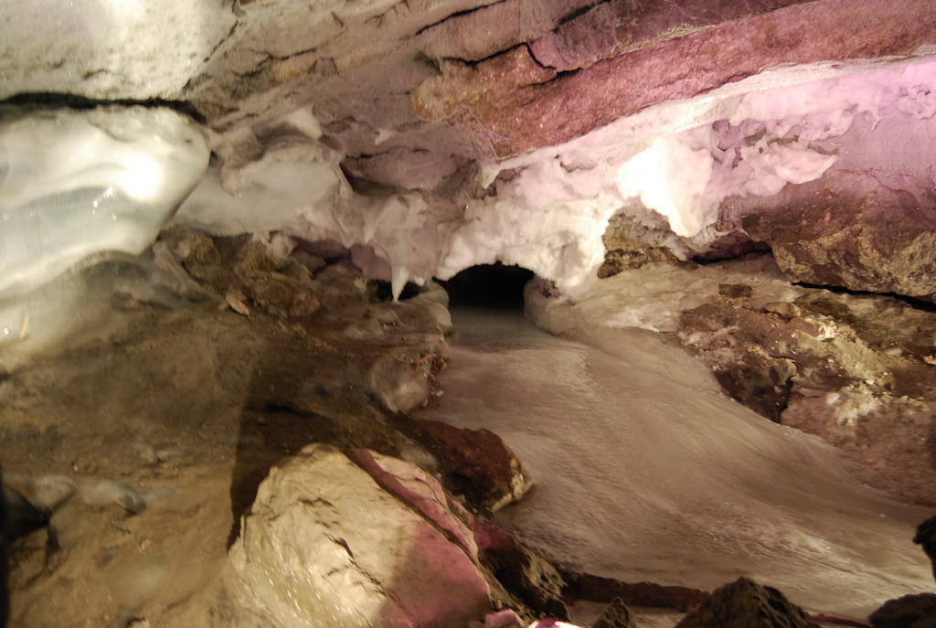 Фотография: Ледовые пещеры со всего мира №22 - BigPicture.ru