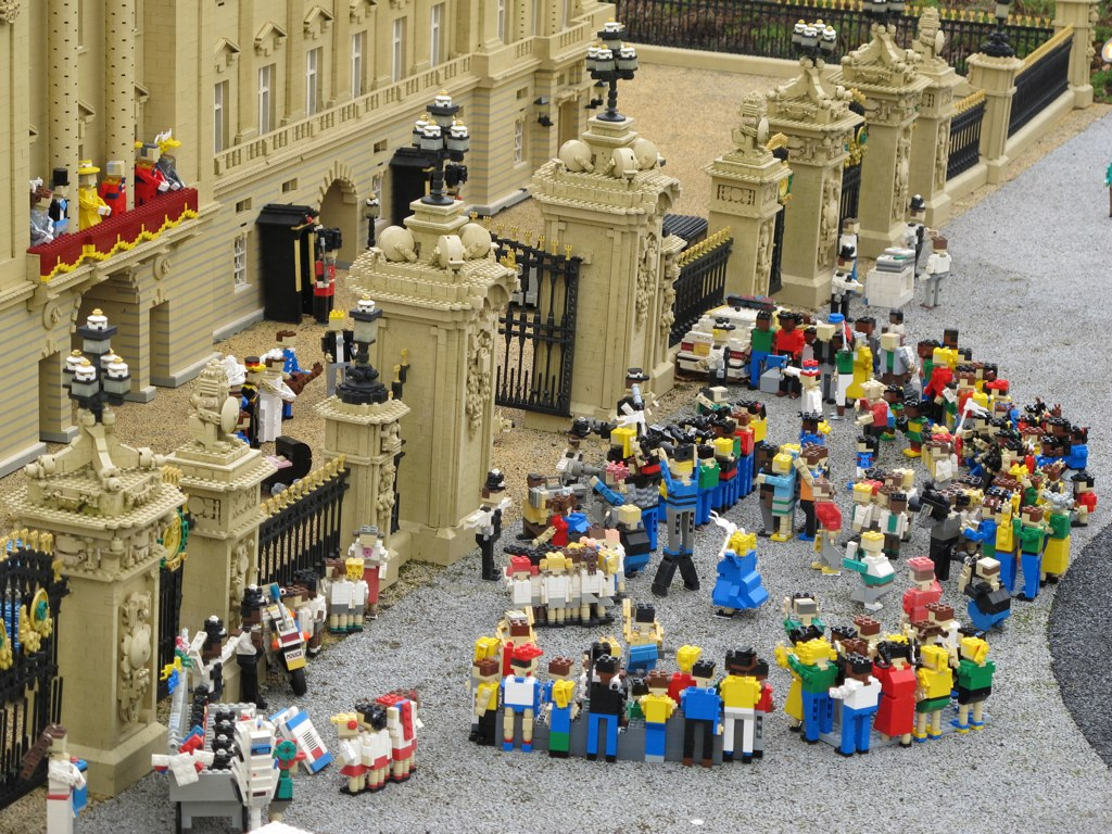 Фотография: События 2011 года в Lego-интерпретации №4 - BigPicture.ru