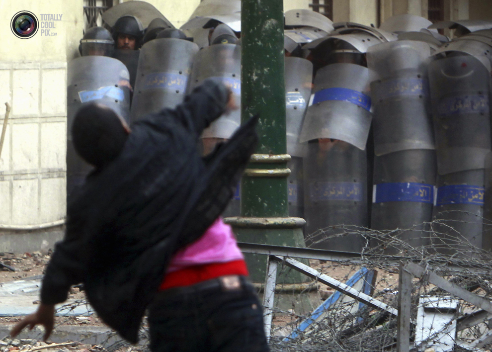 Фотография: Новые беспорядки в Египте №28 - BigPicture.ru