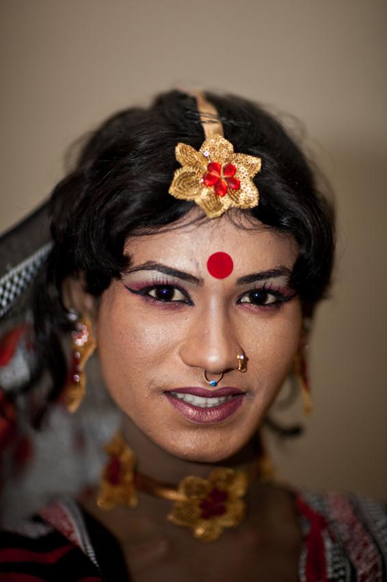 Фотография: Ни мужчина, ни женщина - транссексуалы из Бангладеш №17 - BigPicture.ru