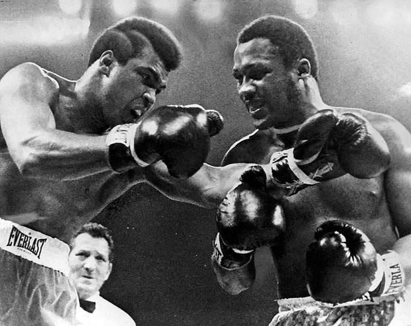 Фотография: В США умер Мохаммед Али — один из величайших боксеров в истории спорта №18 - BigPicture.ru