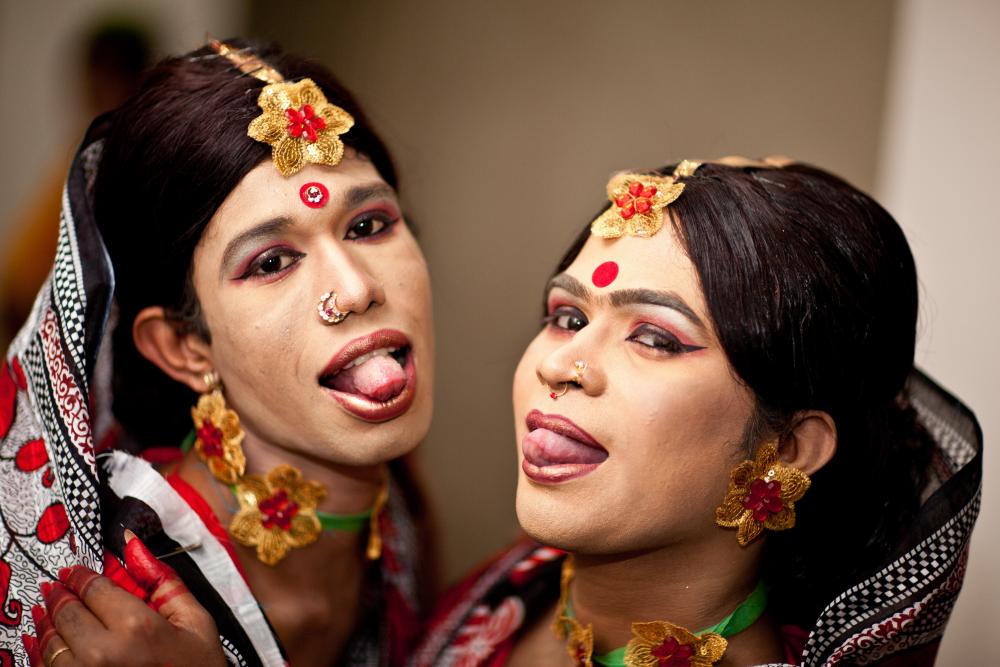 Фотография: Ни мужчина, ни женщина - транссексуалы из Бангладеш №19 - BigPicture.ru