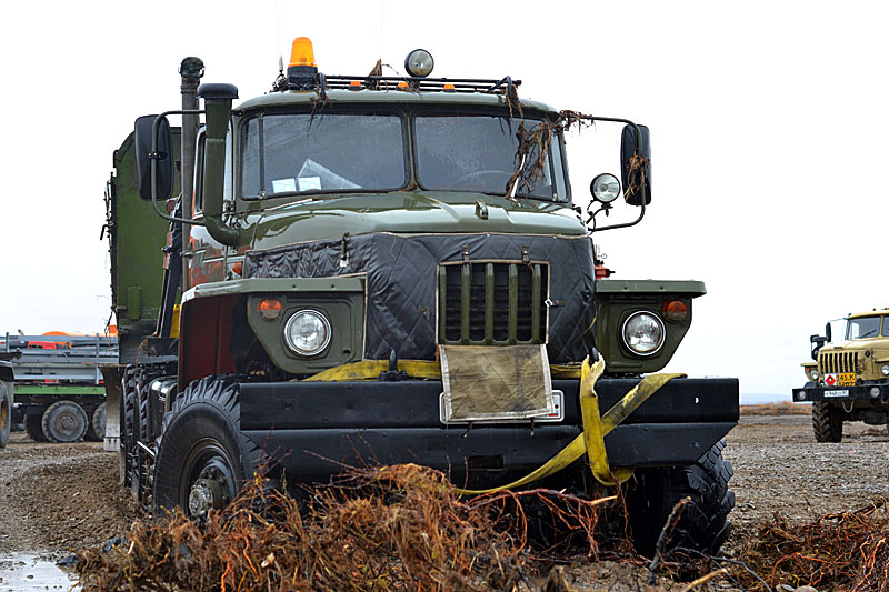 Фотография: Как вытаскивают утонувшие грузовики №9 - BigPicture.ru