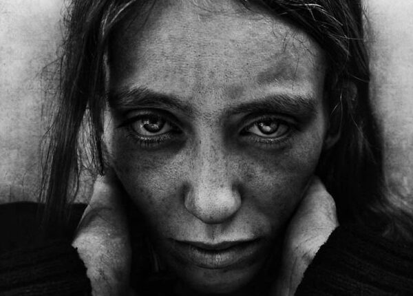 Портреты бездомных от фотографа Ли Джеффриса