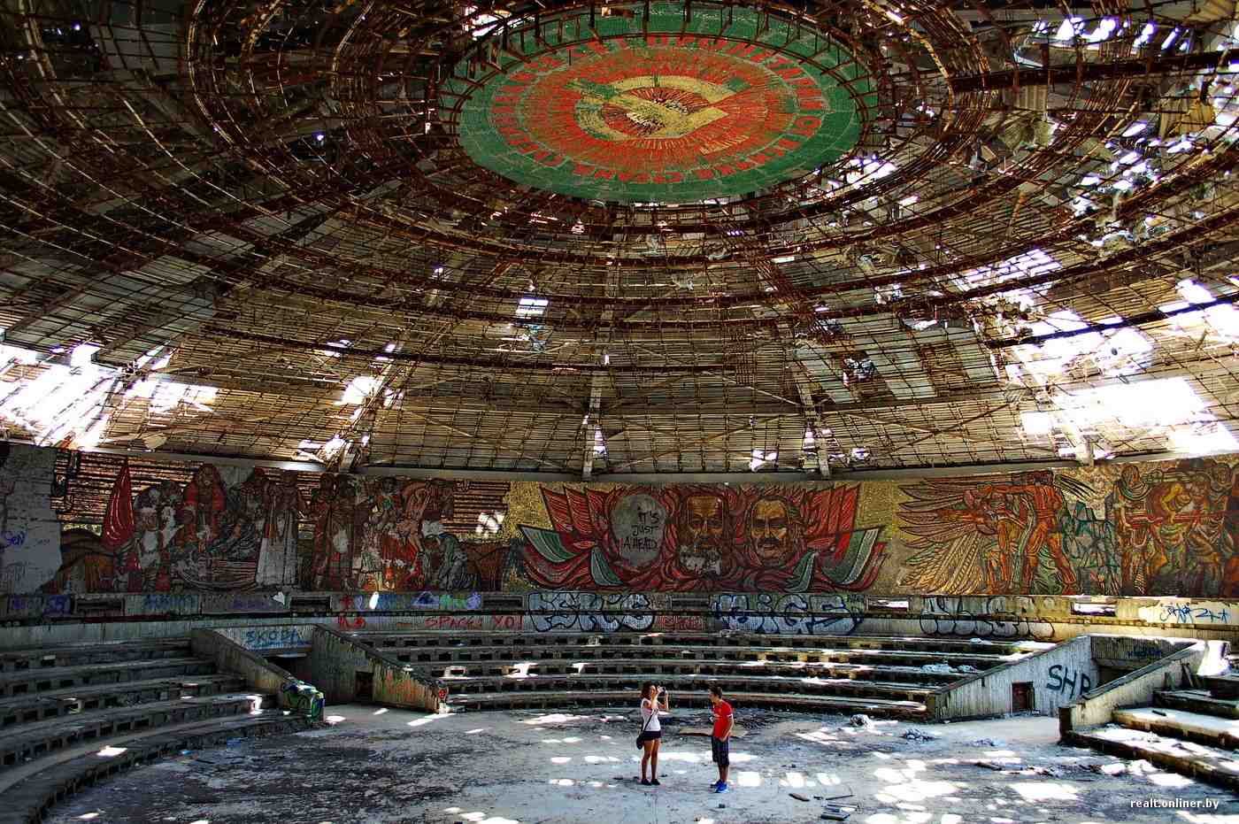 Дом-памятник на горе Бузлуджа