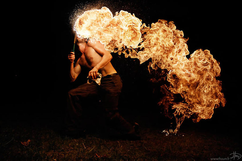 Фотография: Стихия огня на фото Тома Лакоста №13 - BigPicture.ru
