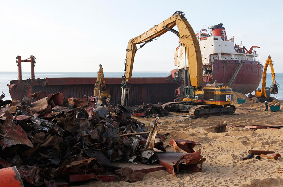 Фотография: Демонтаж судна ТК Bremen №26 - BigPicture.ru