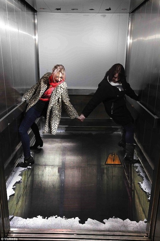 Фотография: Лифт без дна в Лондоне №5 - BigPicture.ru