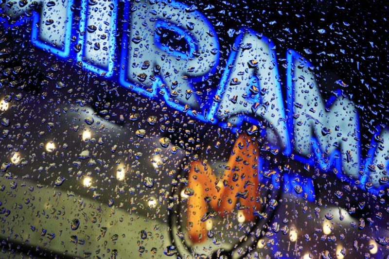 Фотография: Париж под дождем. Фотограф Кристоф Жакро №27 - BigPicture.ru