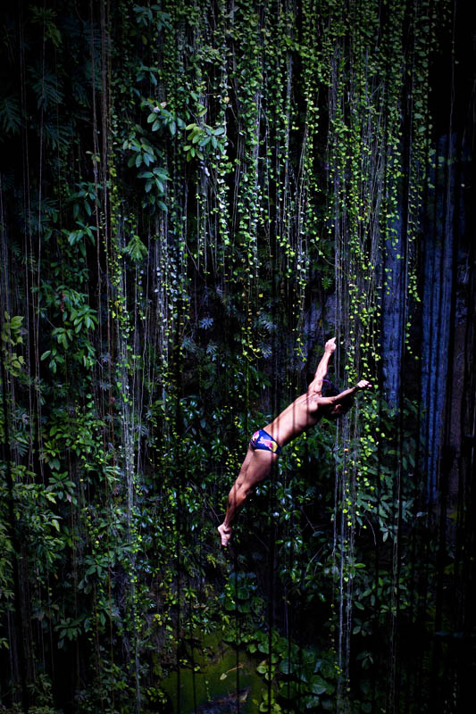 Фотография: Лучшие фото с Red Bull Cliff Diving №18 - BigPicture.ru