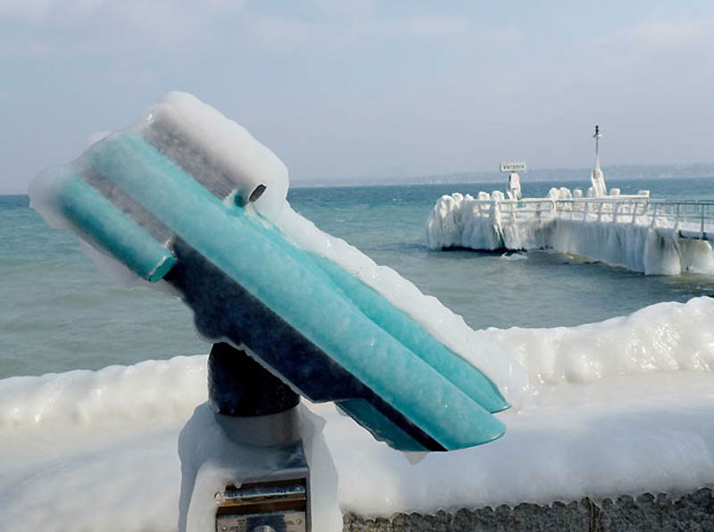 Фотография: Ледяные скульптуры на Женевском озере №26 - BigPicture.ru