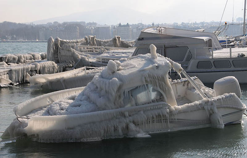 Фотография: Ледяные скульптуры на Женевском озере №6 - BigPicture.ru