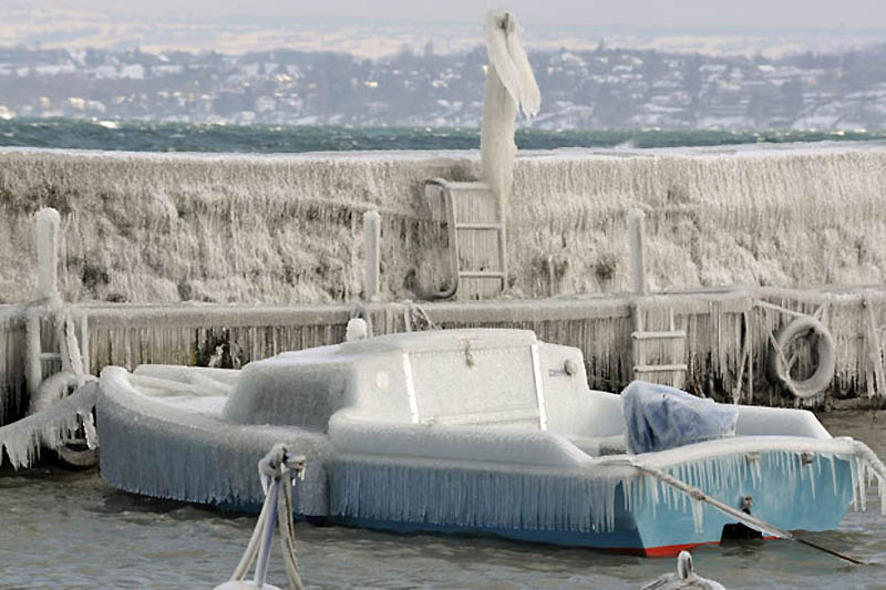 Фотография: Ледяные скульптуры на Женевском озере №8 - BigPicture.ru