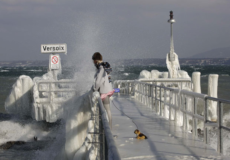 Фотография: Ледяные скульптуры на Женевском озере №18 - BigPicture.ru
