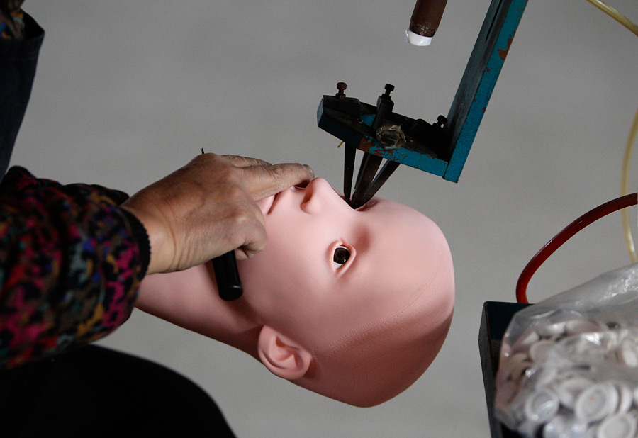 Фотография: На китайской фабрике по производству секс-кукол №20 - BigPicture.ru