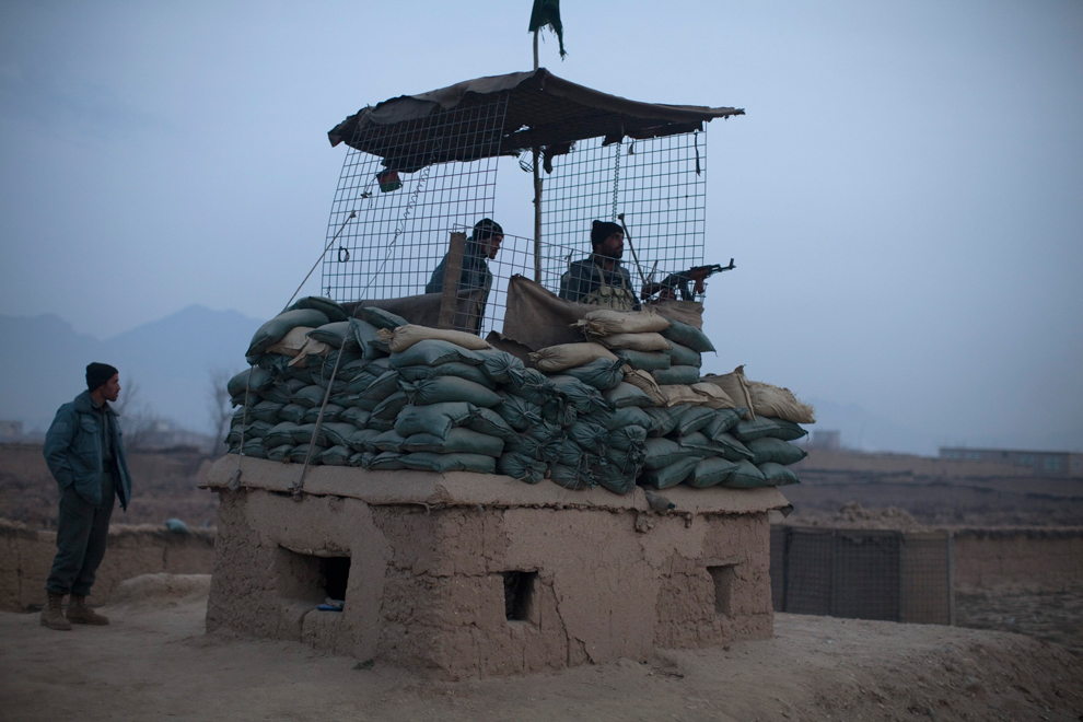 Фотография: Афганистан: январь 2012 №13 - BigPicture.ru