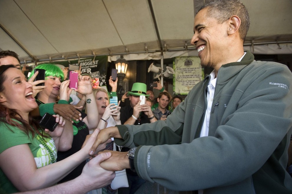 Фотография: Обама отметил День святого Патрика пивом в пабе №3 - BigPicture.ru