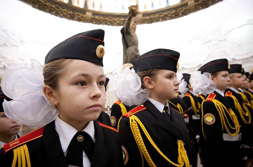 Фотография: Солдаты с косичками из Московского пансиона №9 №19 - BigPicture.ru
