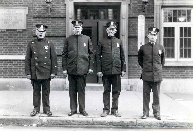 Фотография: Полицейские, 1890-е - 1930-е. №44 - BigPicture.ru