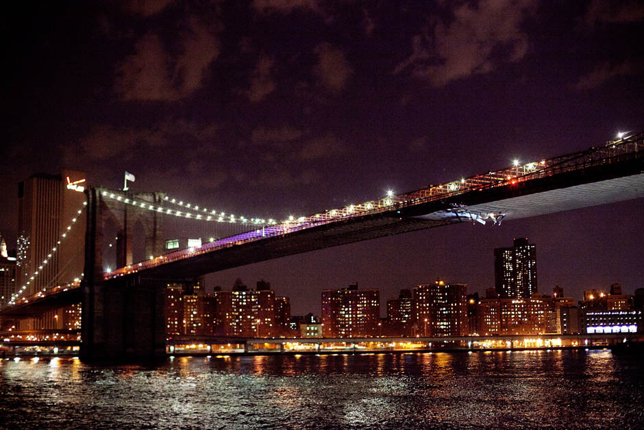 Фотография: Инцидент в Нью-Йорке - поврежден Бруклинский мост №7 - BigPicture.ru