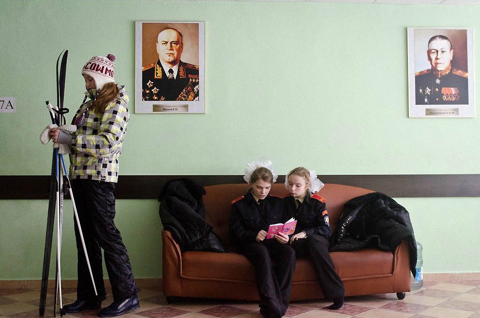 Фотография: Солдаты с косичками из Московского пансиона №9 №9 - BigPicture.ru