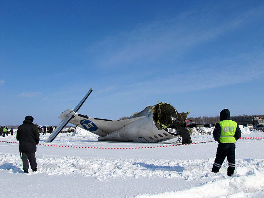 Фотография: Крушение самолета Utair под Тюменью №13 - BigPicture.ru