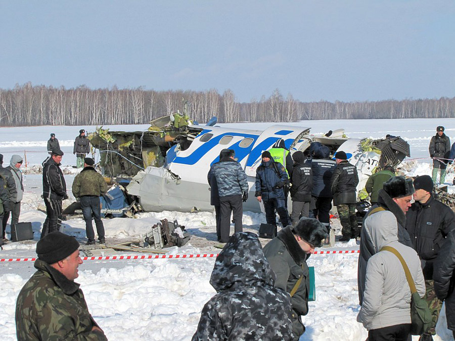 Фотография: Крушение самолета Utair под Тюменью №11 - BigPicture.ru