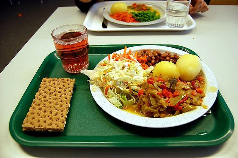 Фотография: Школьные обеды в разных странах мира №2 - BigPicture.ru