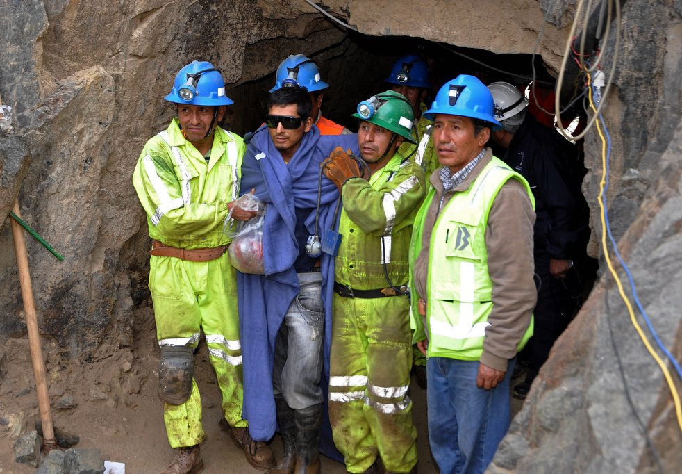 Фотография: Операция по спасению шахтеров на медной шахте в Чили №2 - BigPicture.ru