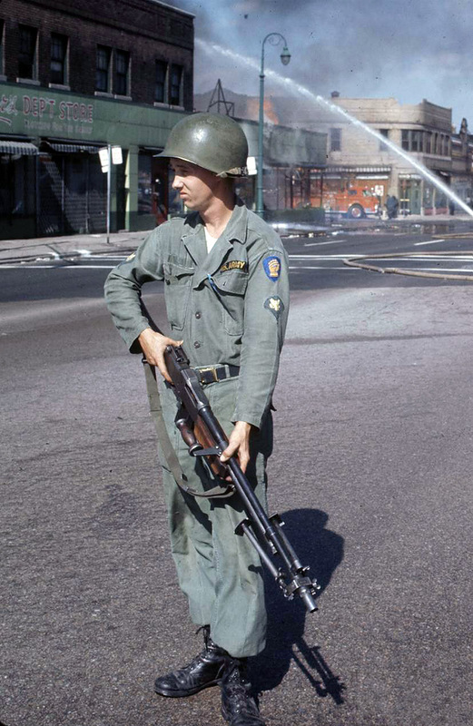 Фотография: Американский бунт. Детройт, 1967 год №19 - BigPicture.ru