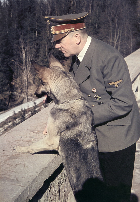 Фотография: Жизнь Адольфа Гитлера в фотографиях №50 - BigPicture.ru