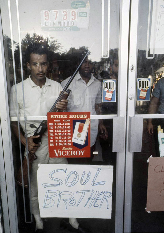 Фотография: Американский бунт. Детройт, 1967 год №6 - BigPicture.ru