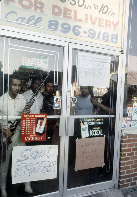 Фотография: Американский бунт. Детройт, 1967 год №7 - BigPicture.ru