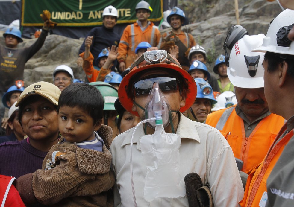 Фотография: Операция по спасению шахтеров на медной шахте в Чили №8 - BigPicture.ru