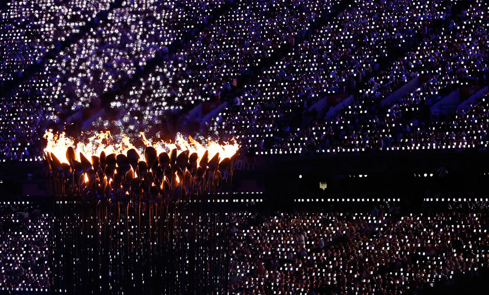 Фотография: Красочная церемония закрытия Олимпийских игр 2012 в Лондоне №7 - BigPicture.ru