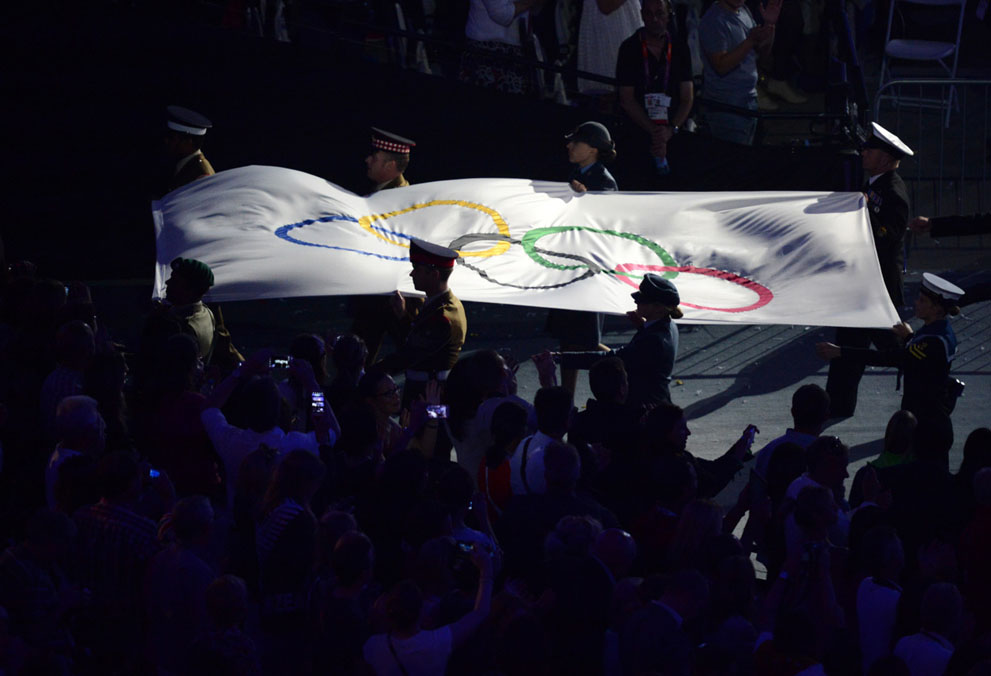 Фотография: Красочная церемония закрытия Олимпийских игр 2012 в Лондоне №30 - BigPicture.ru