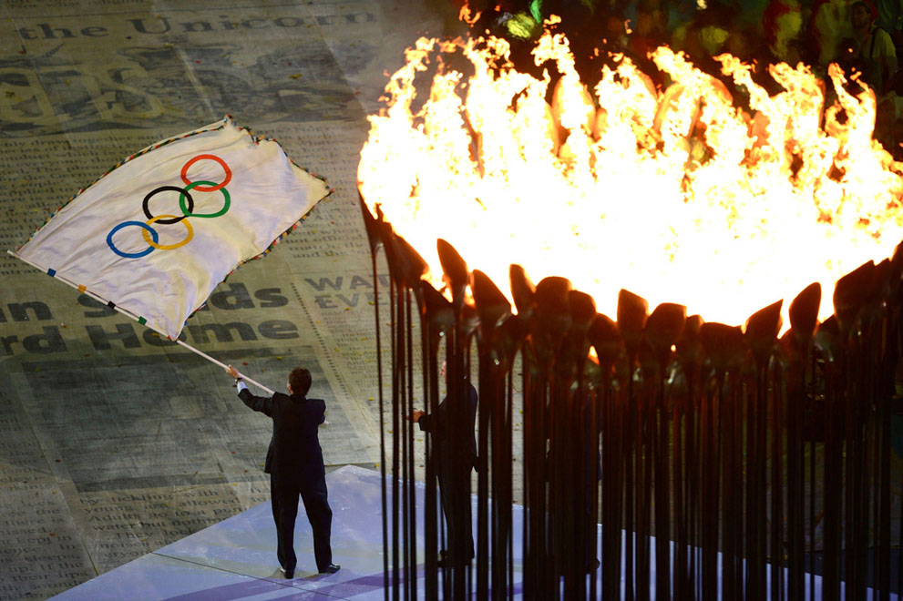 Фотография: Красочная церемония закрытия Олимпийских игр 2012 в Лондоне №31 - BigPicture.ru