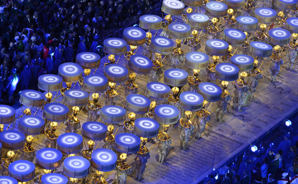 Фотография: Красочная церемония закрытия Олимпийских игр 2012 в Лондоне №34 - BigPicture.ru
