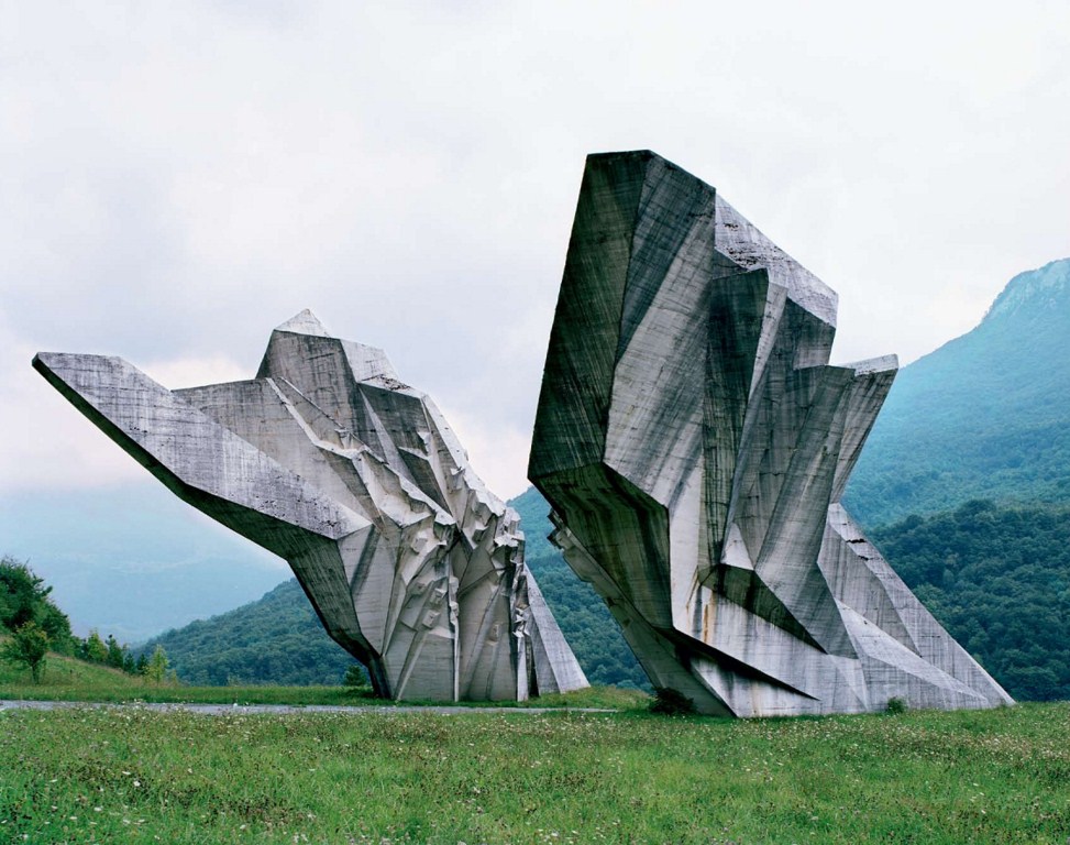 Фотография: Заброшенные монументы №7 - BigPicture.ru