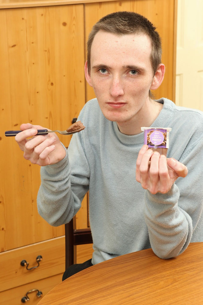 Фотография: 23-летний британец-анорексик боится твердой пищи №5 - BigPicture.ru