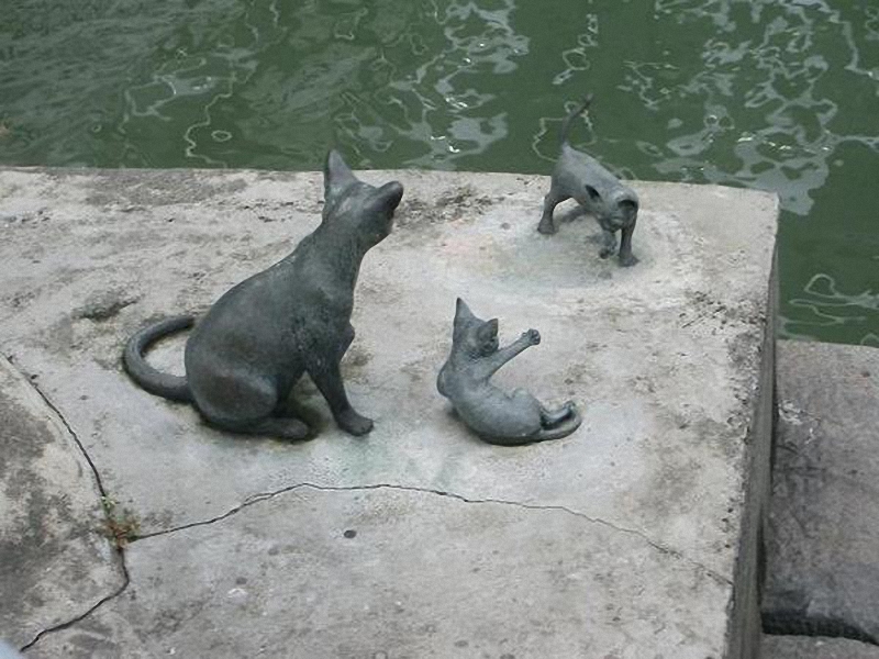Фотография: Скульптуры и памятники кошкам №26 - BigPicture.ru