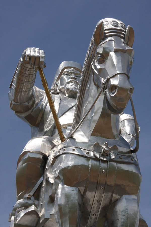 Фотография: Статуя Чингисхана №9 - BigPicture.ru