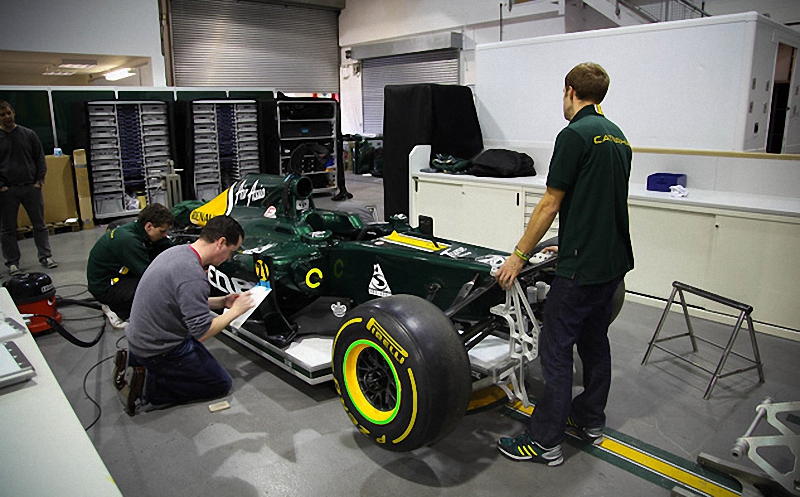 Фотография: Как команды Формулы-1 перевозят тонны оборудования с трассы на трассу №3 - BigPicture.ru
