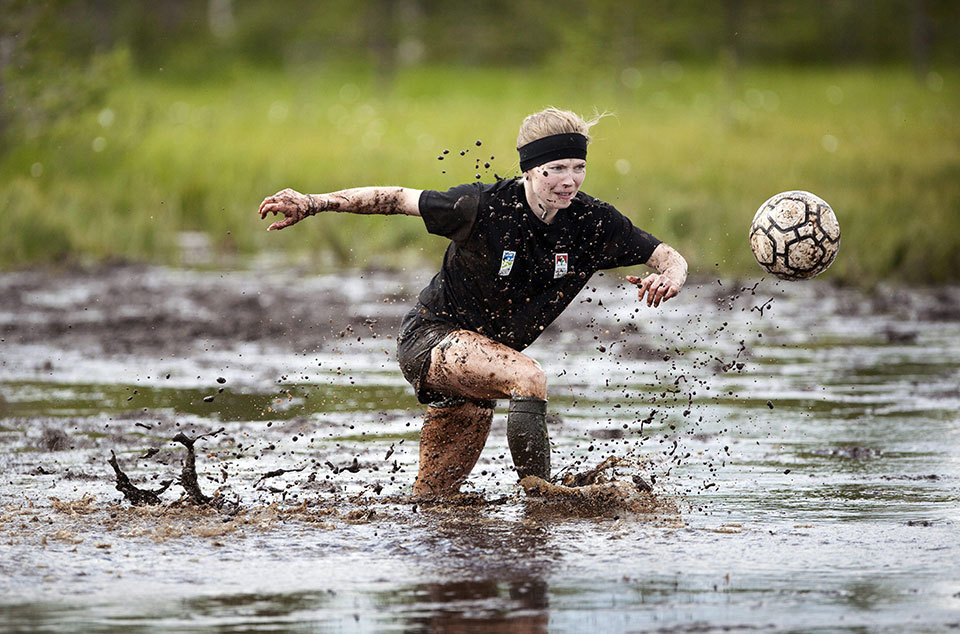 Фотография: Футбол в грязи №6 - BigPicture.ru
