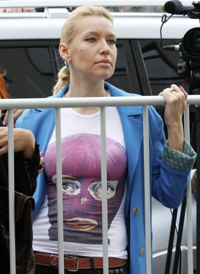 Фотография: Резонанс, вызванный приговором Pussy Riot №5 - BigPicture.ru