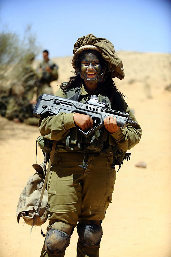 Фотография: Прекрасная половина израильской армии №22 - BigPicture.ru