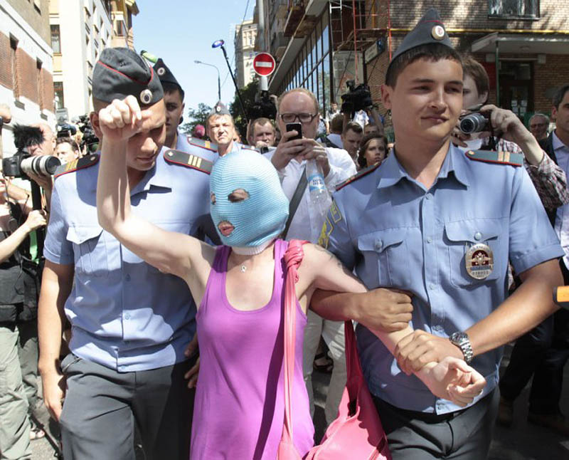 Фотография: Резонанс, вызванный приговором Pussy Riot №33 - BigPicture.ru