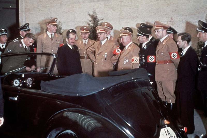 Фотография: День рождения Гитлера №2 - BigPicture.ru