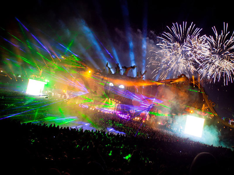 Фотография: Удивительные сцены фестиваля Tomorrowland №21 - BigPicture.ru